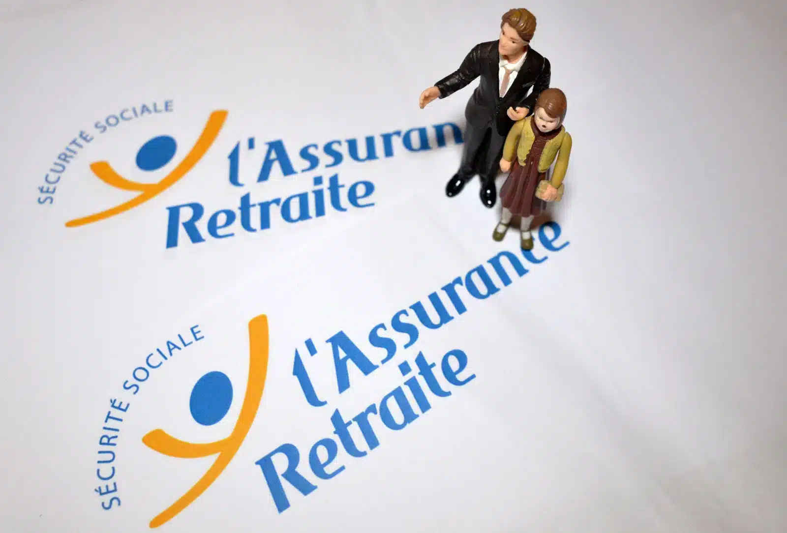 après le chômage, la cour des comptes s’attaque à des millions de retraités ces deux catégories sont dans le viseur