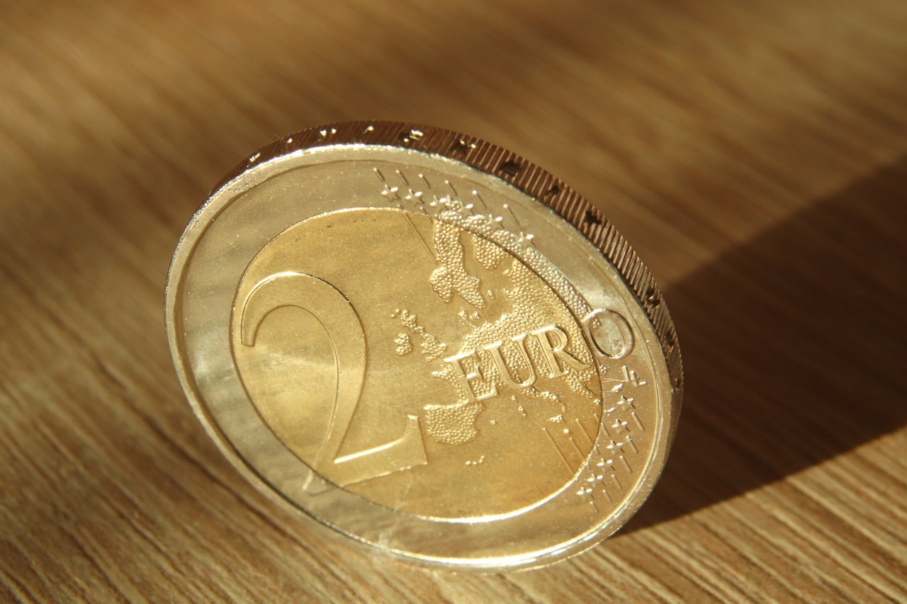 cette pièce de 2 euros vaut plus qu’une voiture de luxe les collectionneurs sont prêts à offrir jusqu’à 80 000 €