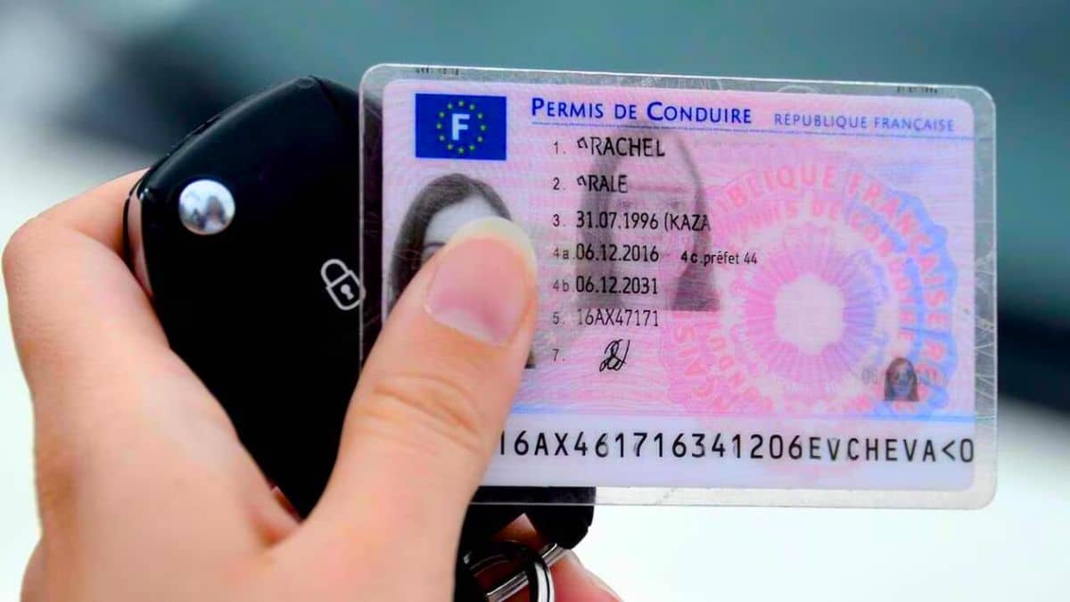 il sera désormais obligatoire de changer votre permis par un nouveau avant cette date, sous peine d’amende