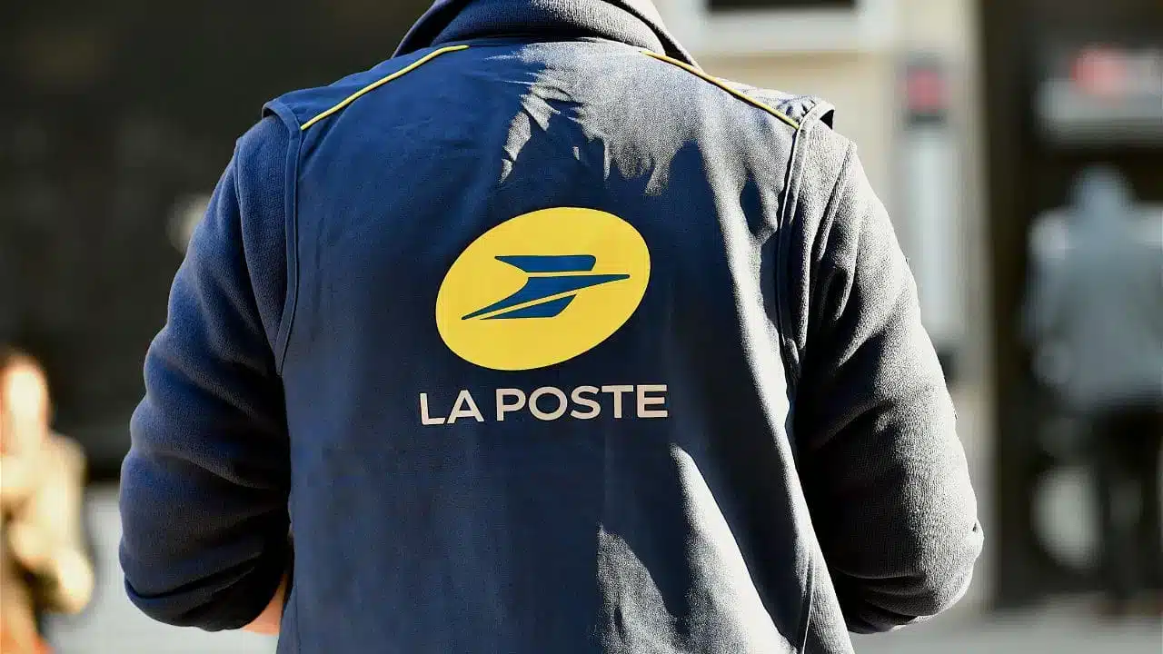 la poste, ce gros changement à partir du 1er janvier 2026 (tous les français sont concernés)